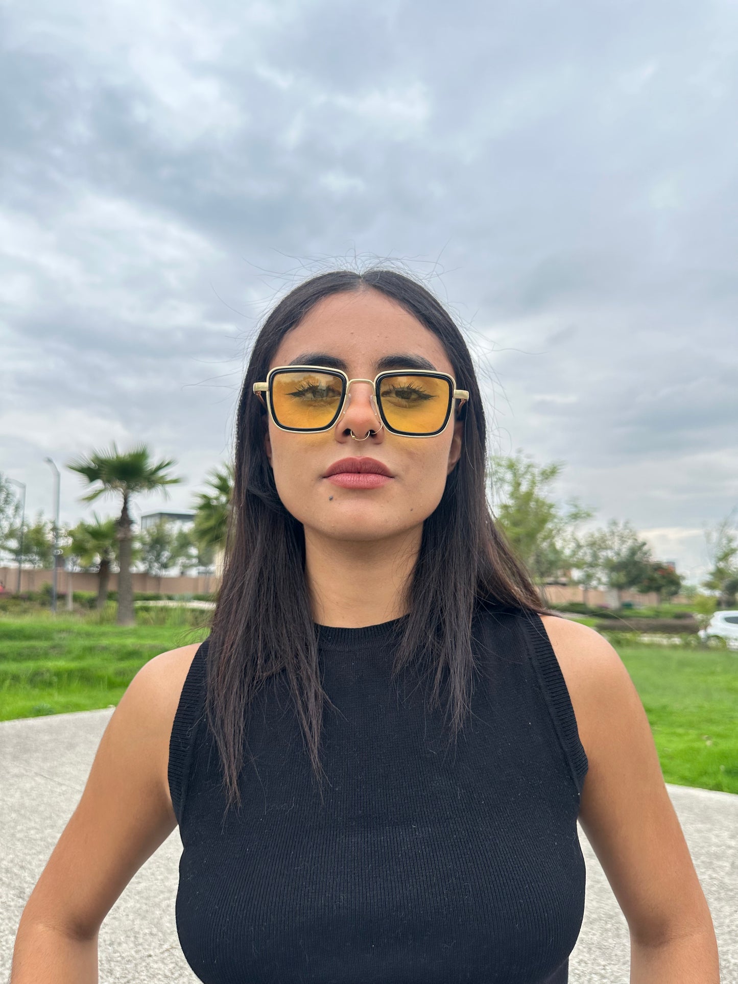 LENTES REVÓLVER DORADO