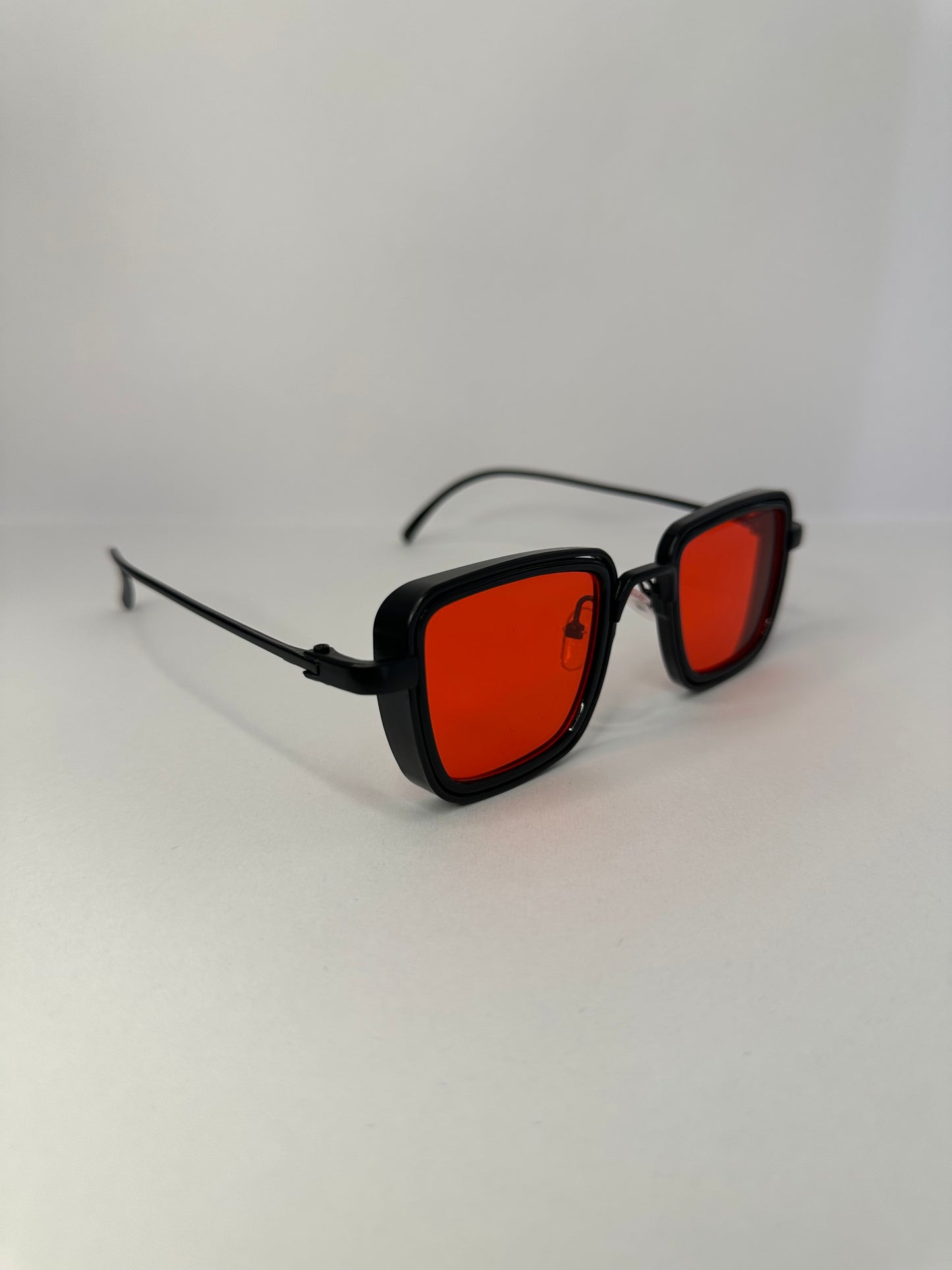 LENTES REVOLVER ROJOS