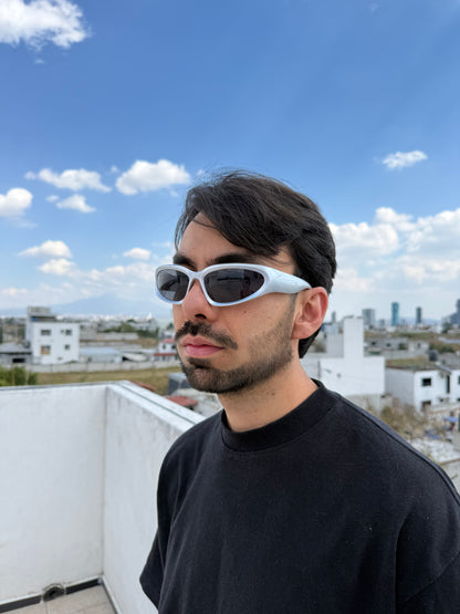 LENTES BUNNY GRIS / NEGRO