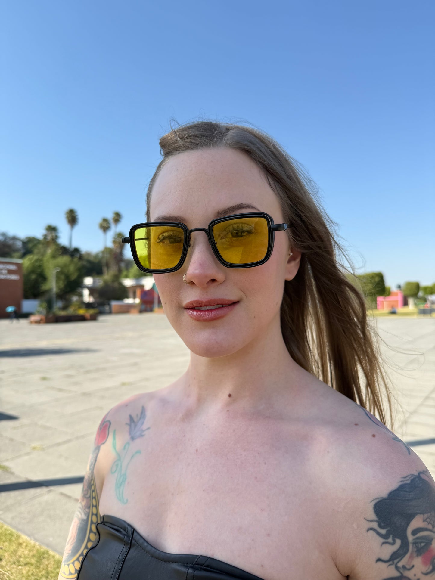 LENTES REVÓLVER AMARILLOS