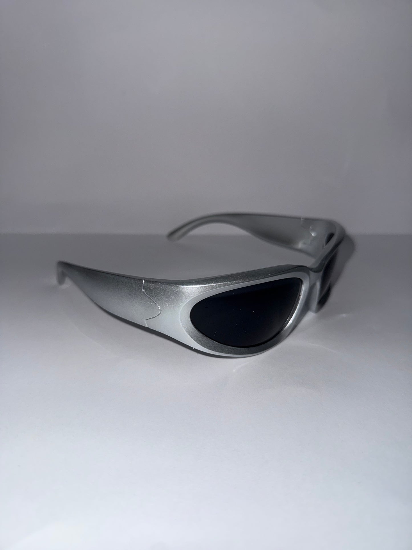 LENTES BUNNY GRIS / NEGRO