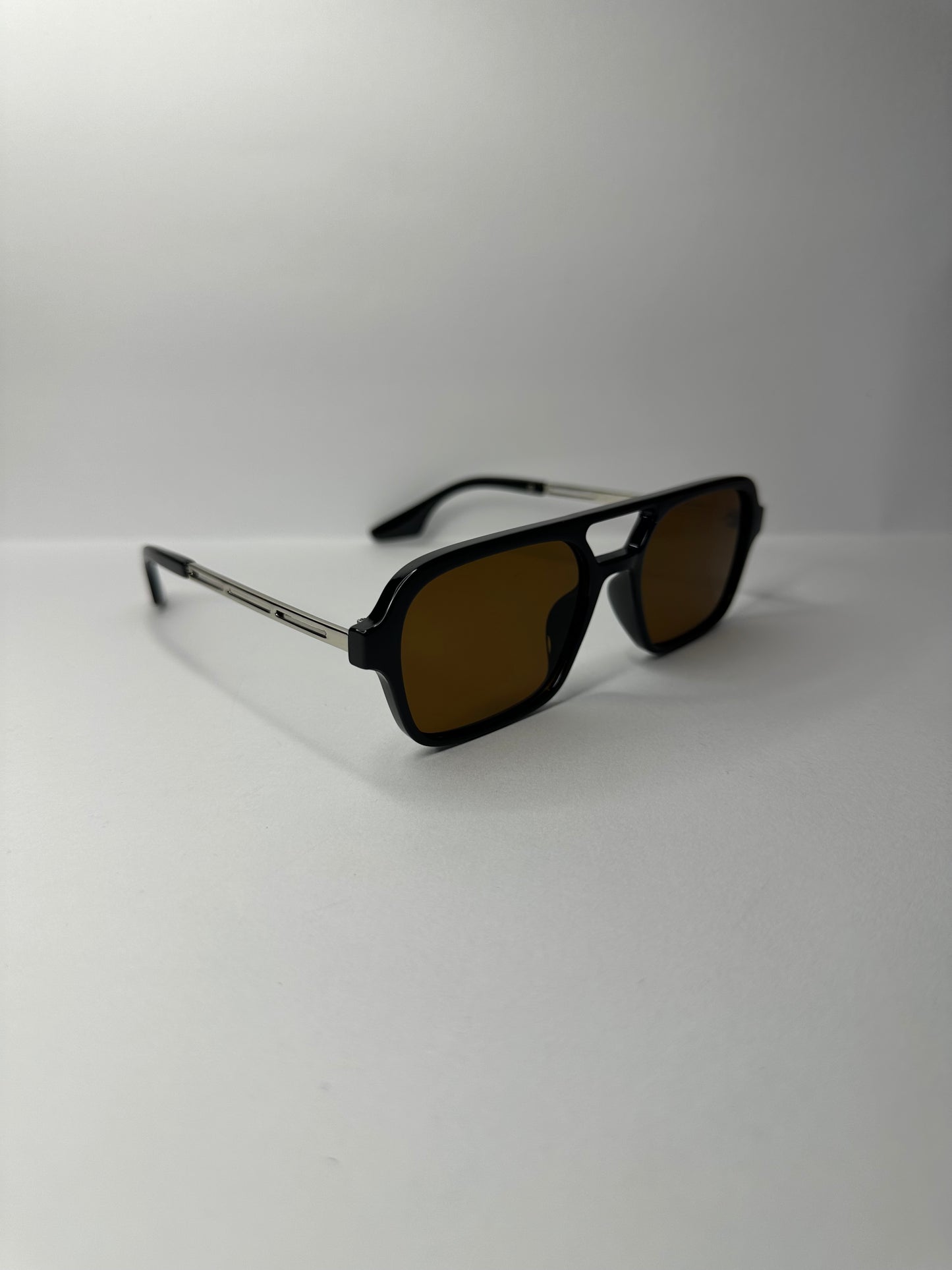 Lentes Tesla café