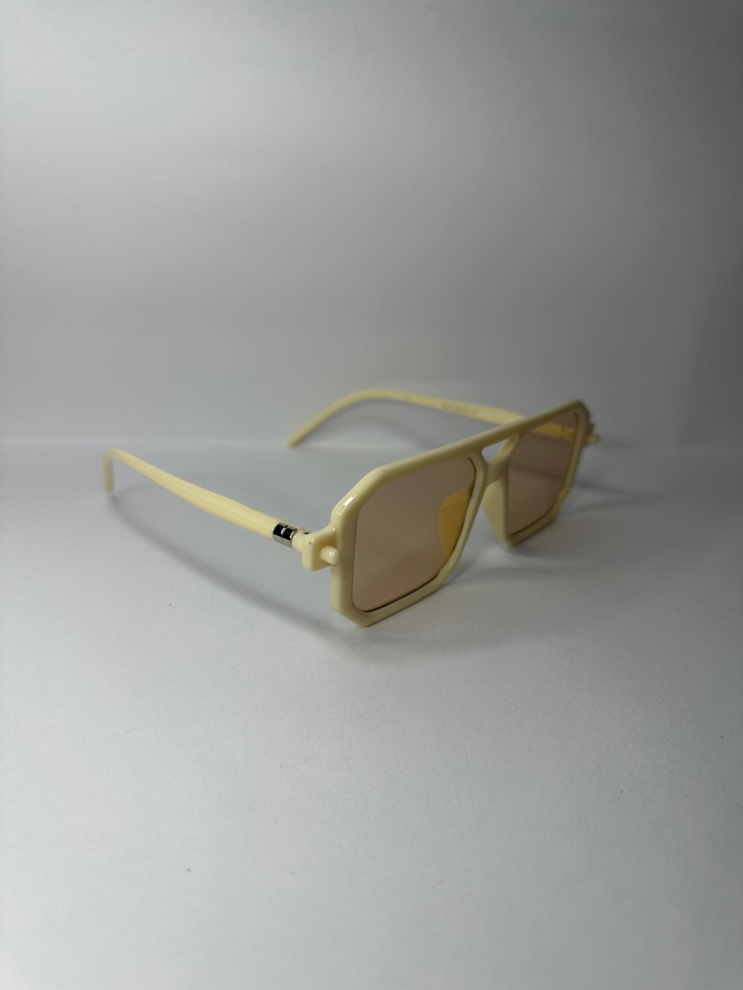 Lentes stark crema