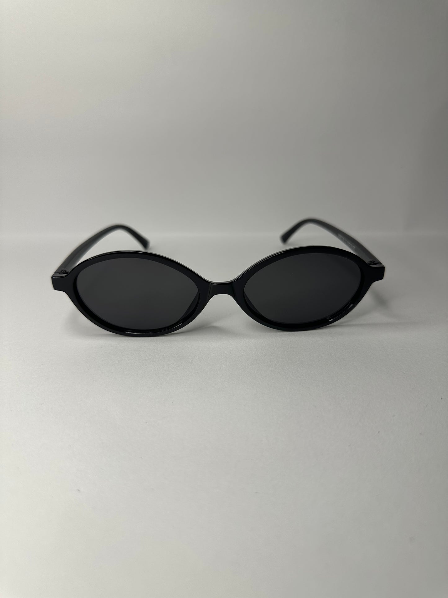 Lentes oval negros