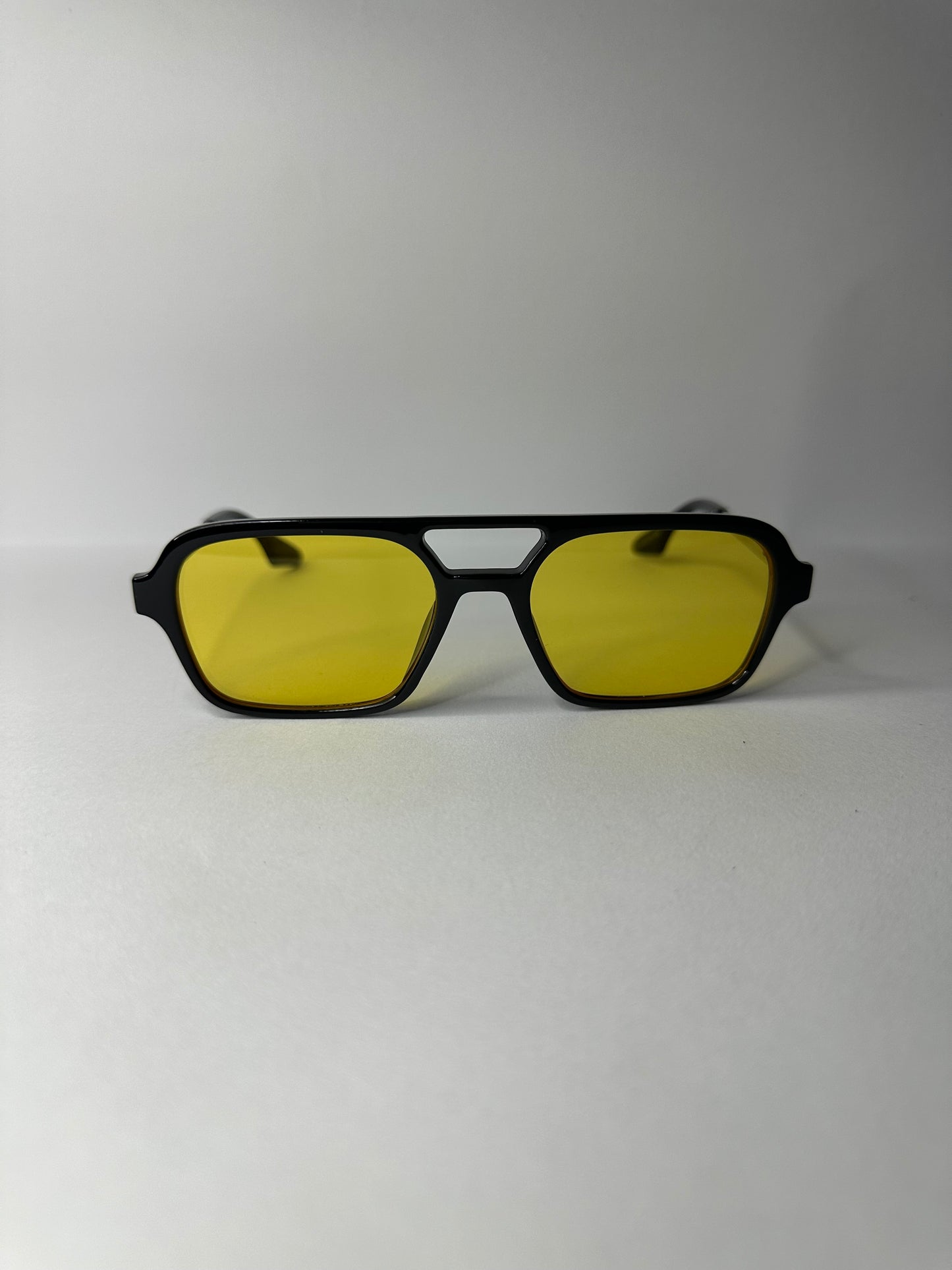 Lentes Tesla amarillos