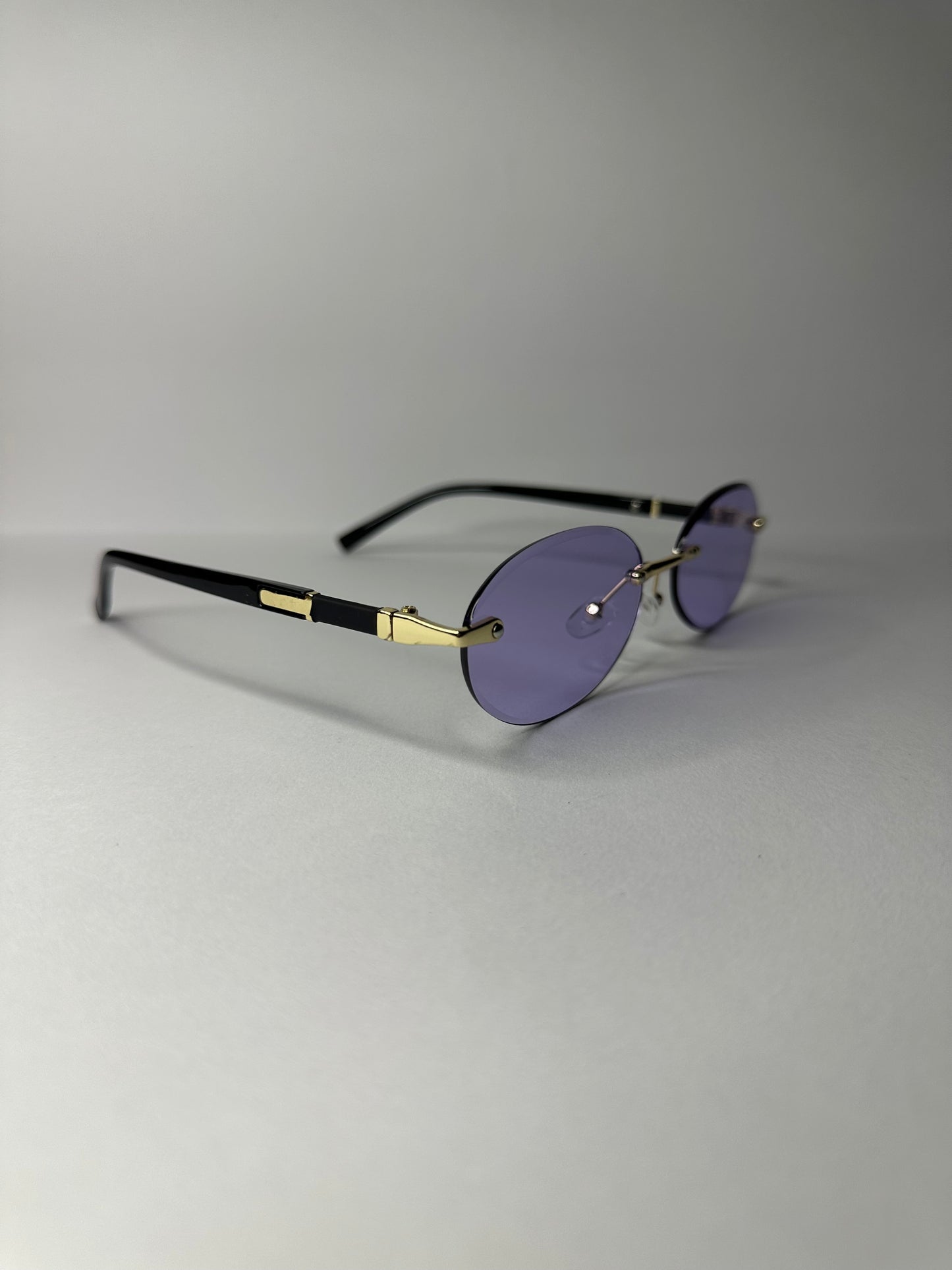 Lentes oval morados